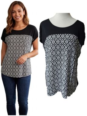 RXB black and white geometric print short sleeve top women's size extra Large XL